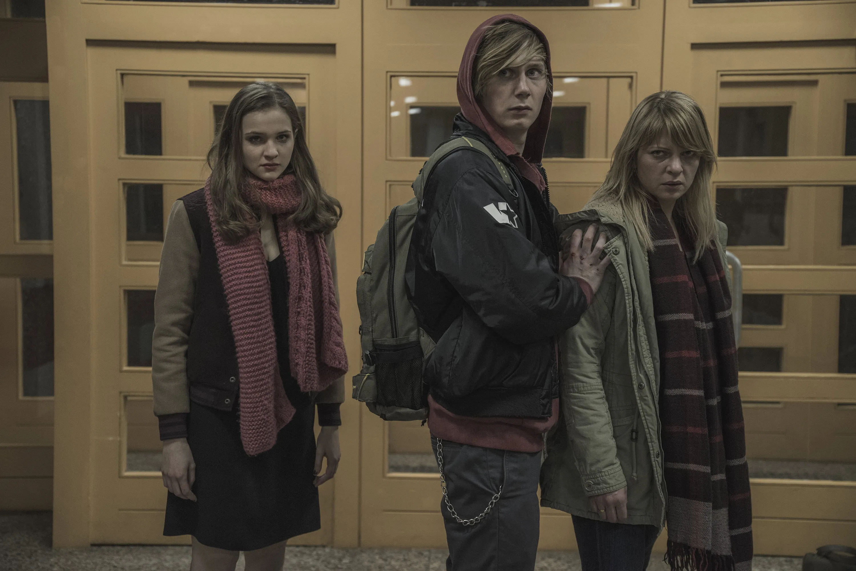 Кадр из сериала Тьма